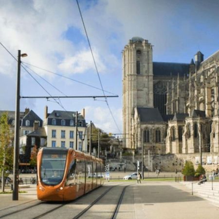 Magnifique Appart Centre Ville Renove 2 Pers Le Mans Extérieur photo